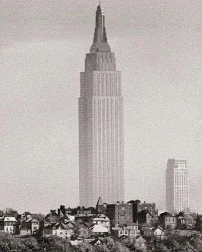 14 Iconic Photos of the Statue of Liberty Under Construction